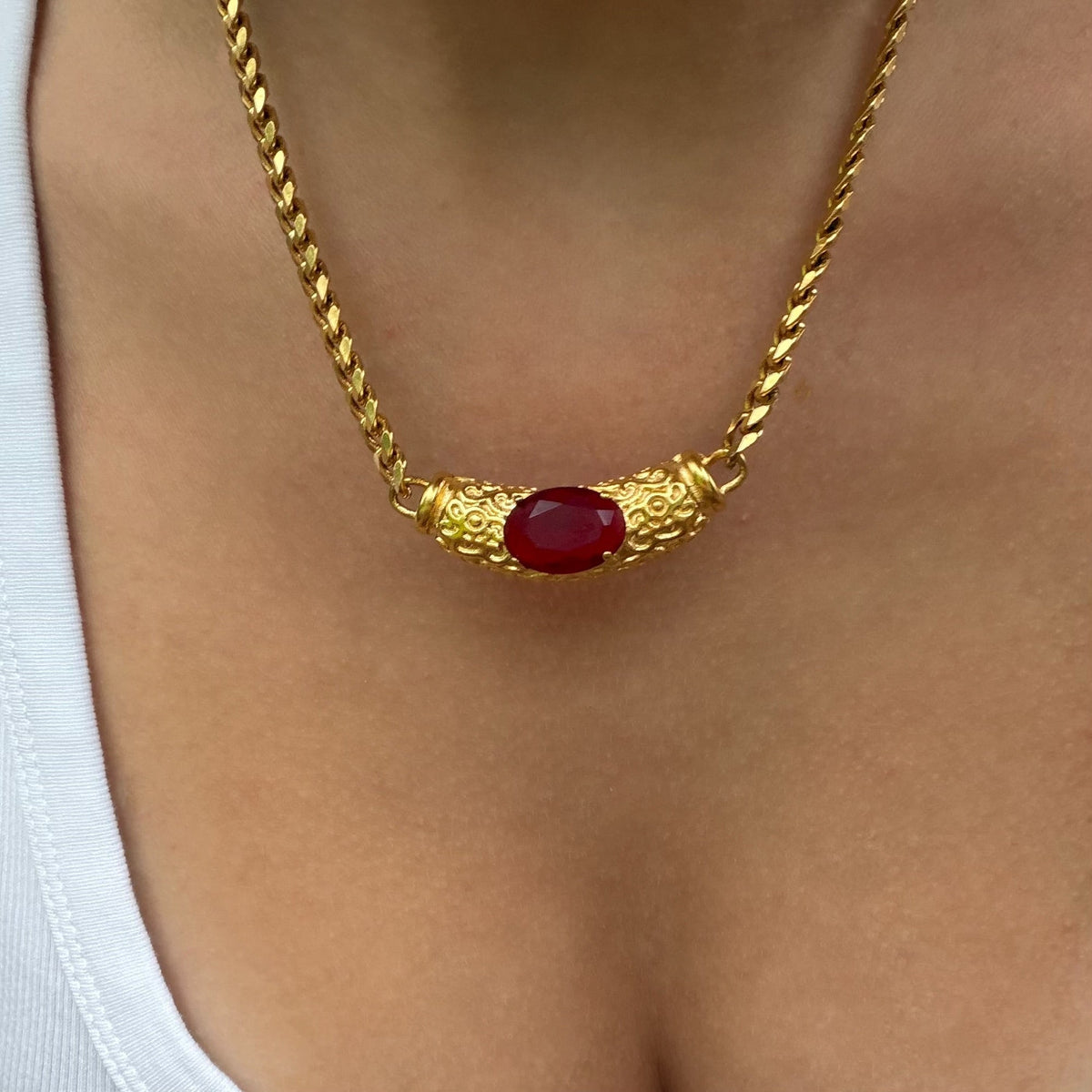 Radiant Rouge Necklace