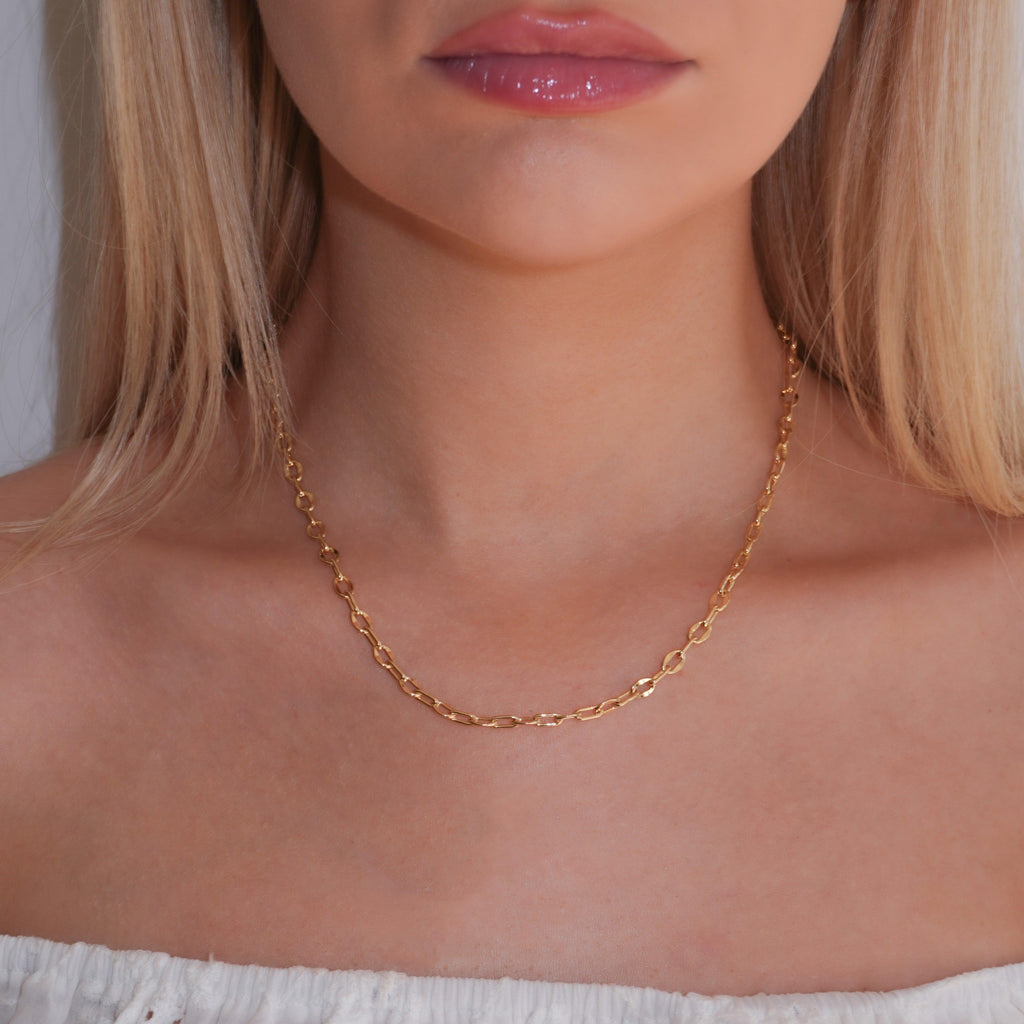 Arlo Necklace