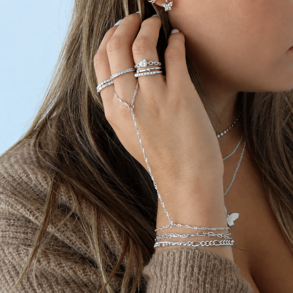 Viral Hand Chains: Anti Tarnish Waterproof - EVRYJEWELS