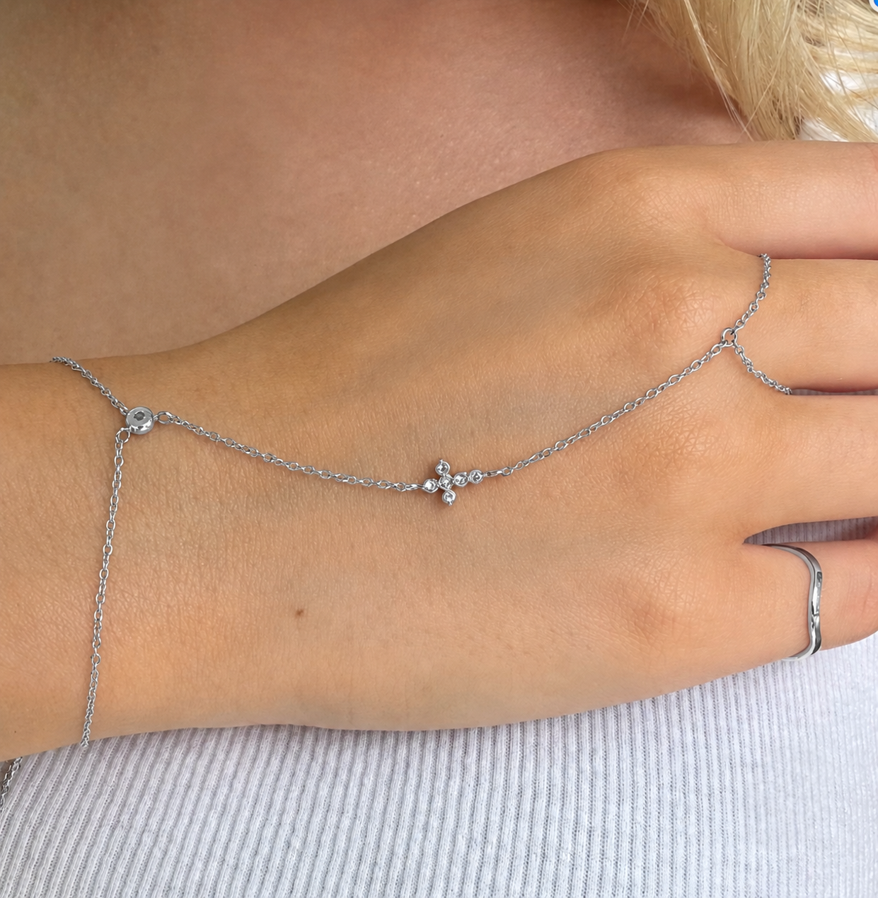 The Slide On Hand Chain Collection - EVRYJEWELS