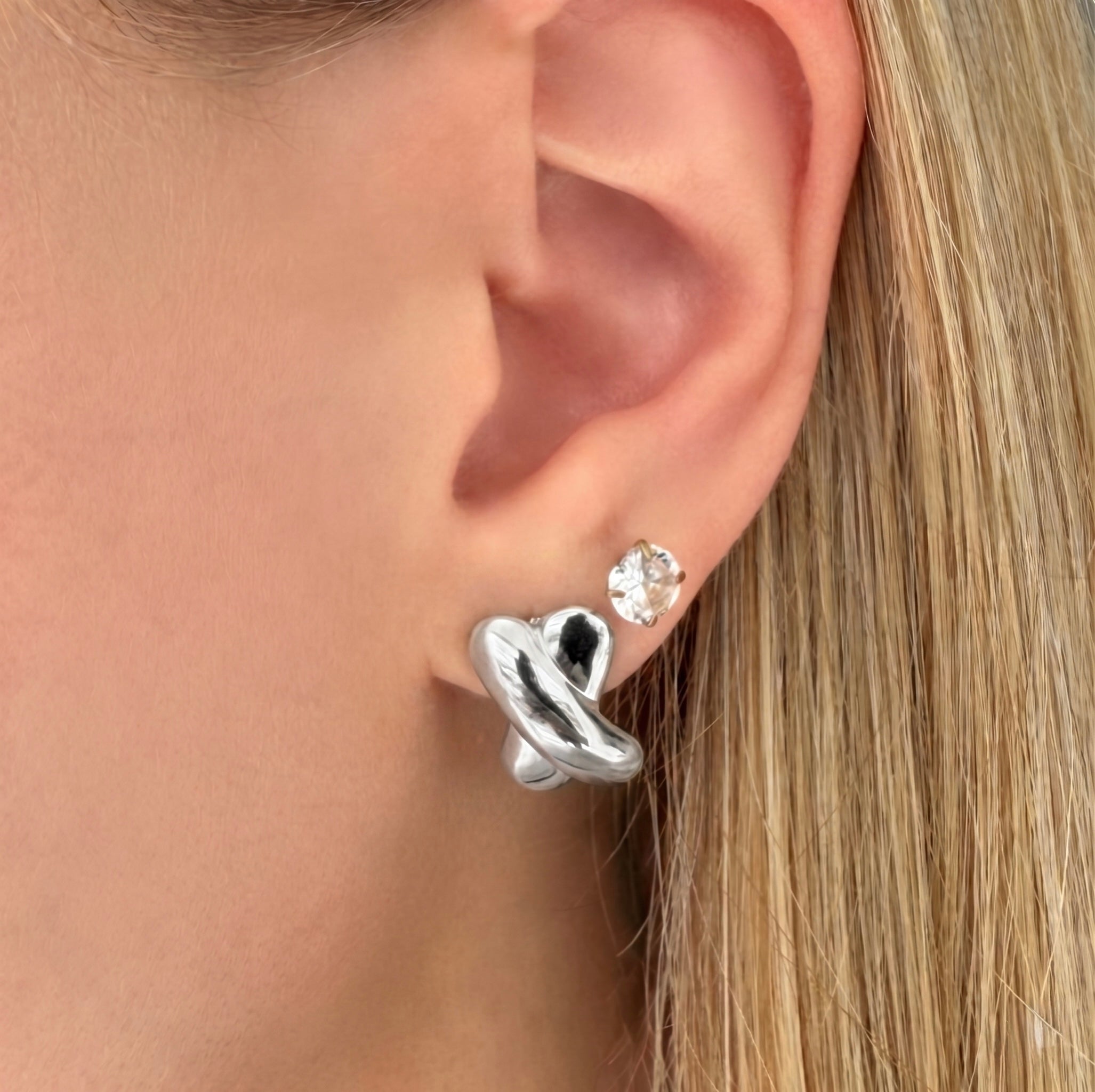 No Limits Earrings - EVRYJEWELS