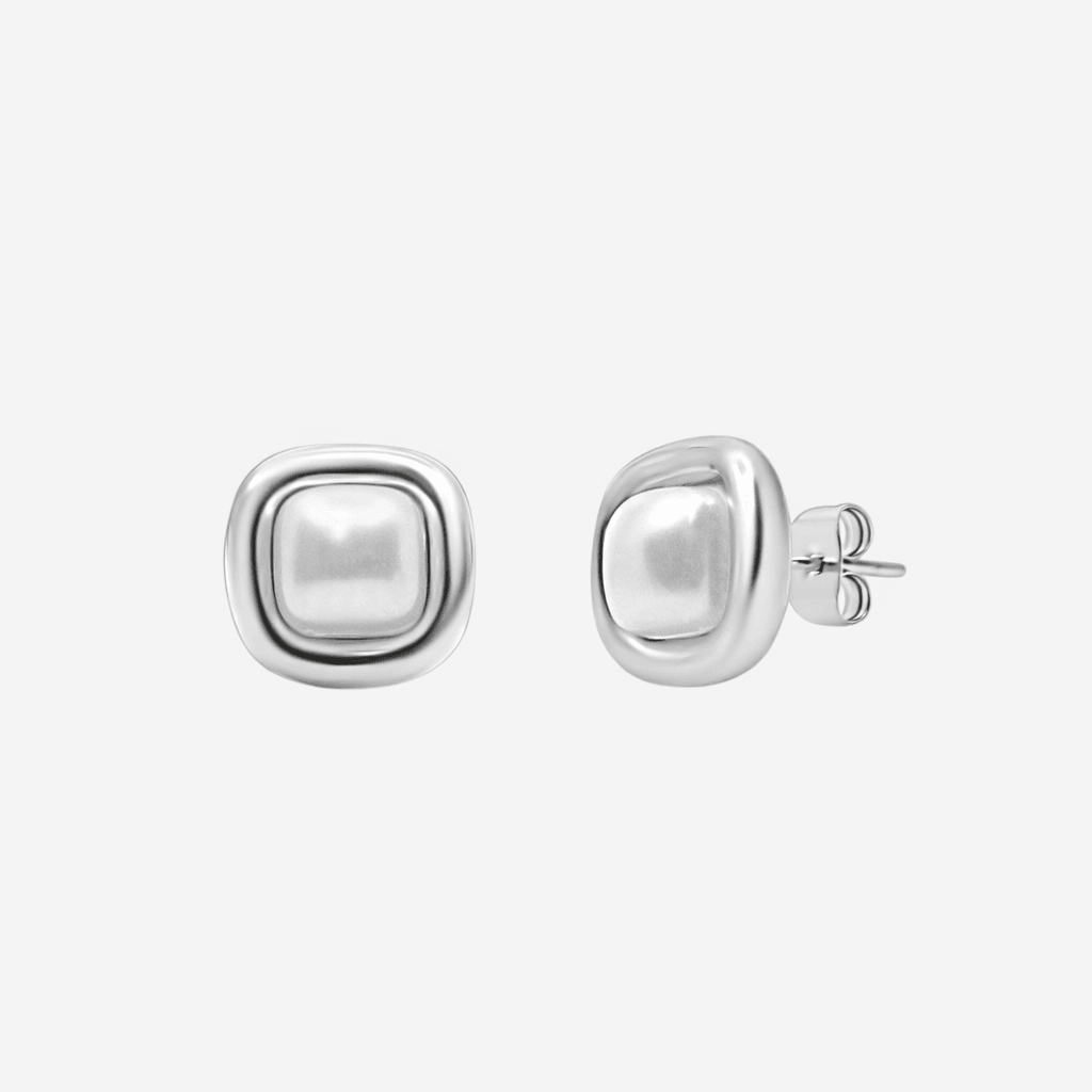 Daisy Dreams Pearl Earrings - EVRYJEWELS